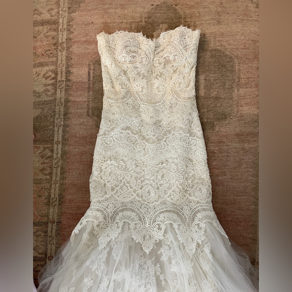 Rivini Leana Couture Wedding Gown - Picture 7 of 8